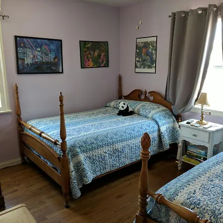 Goldfinger'S Get Away Bed And Breakfast